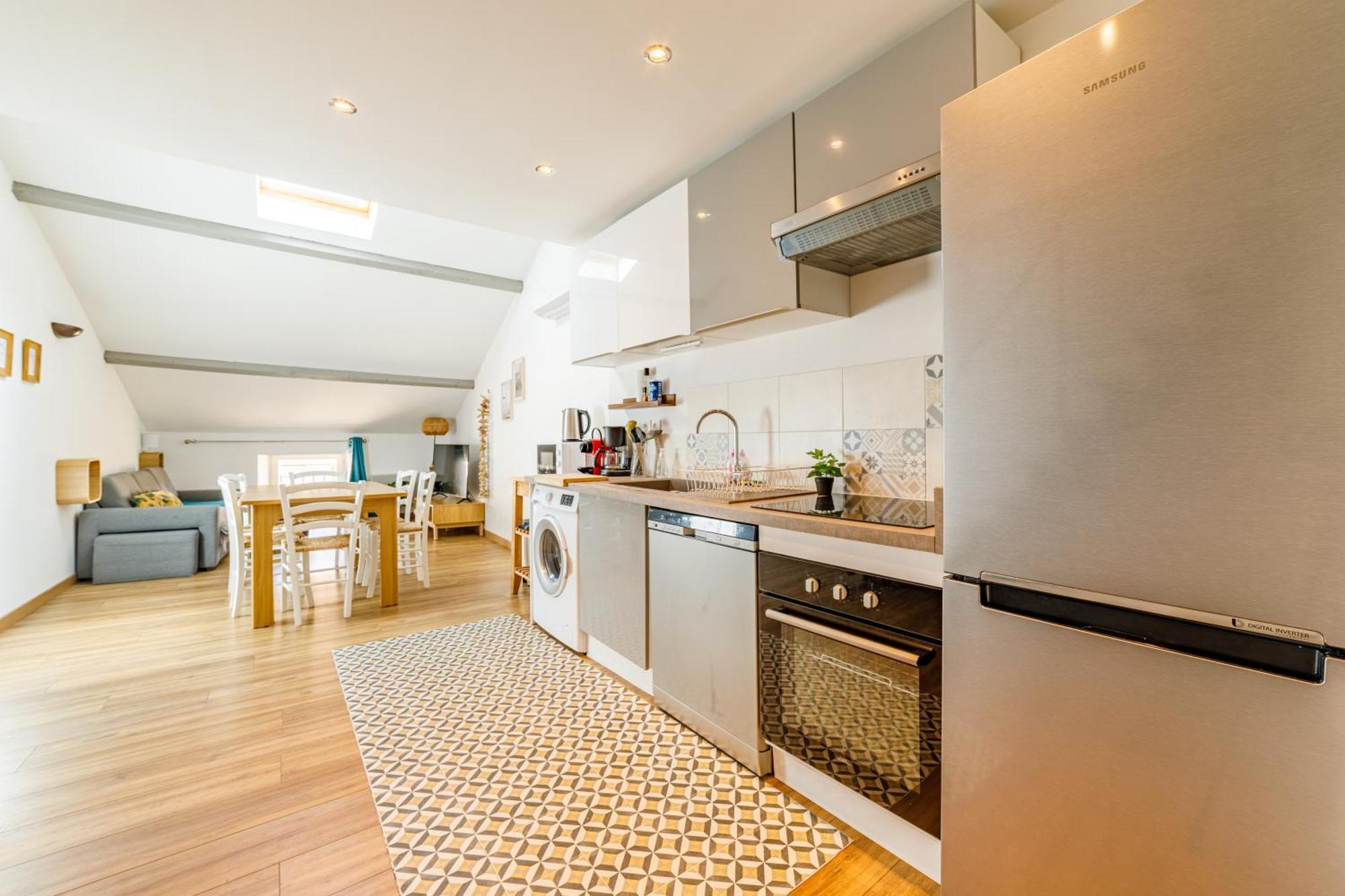 T3 Residence De Tourisme Voltaire Hyeres Exterior photo