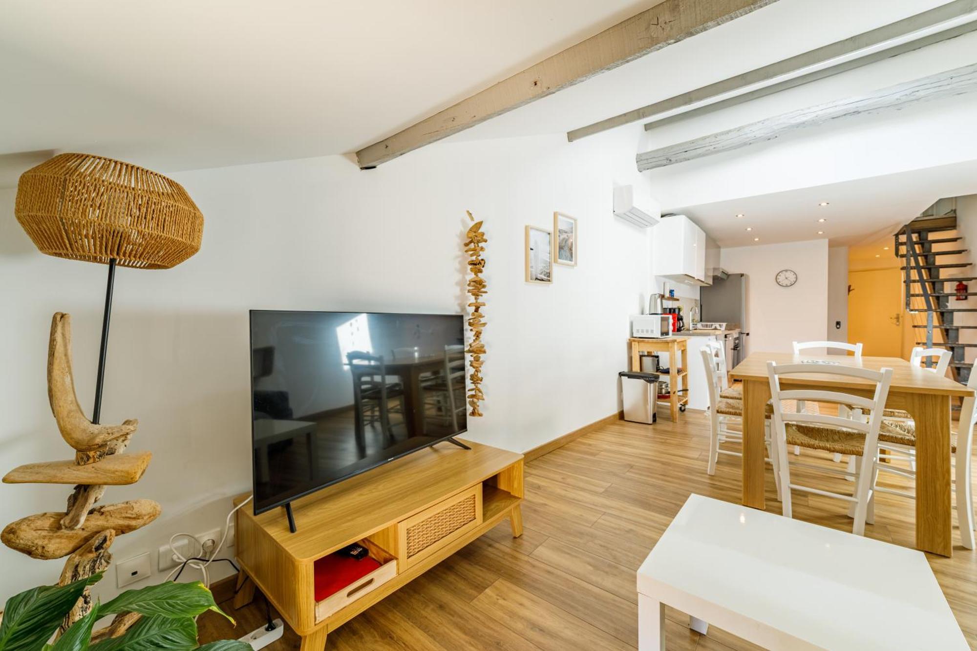 T3 Residence De Tourisme Voltaire Hyeres Exterior photo